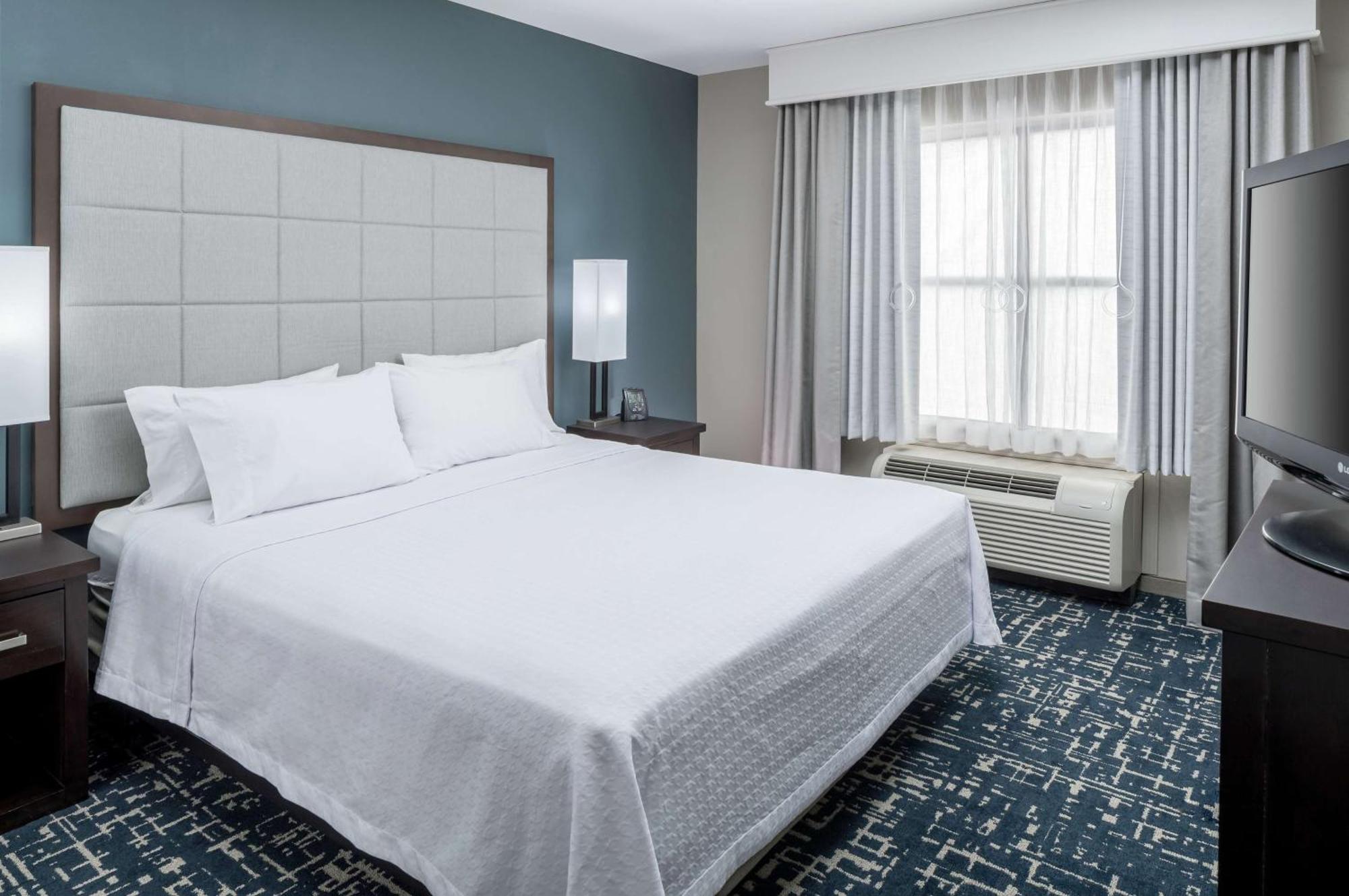 Homewood Suites By Hilton Cedar Rapids-North Εξωτερικό φωτογραφία