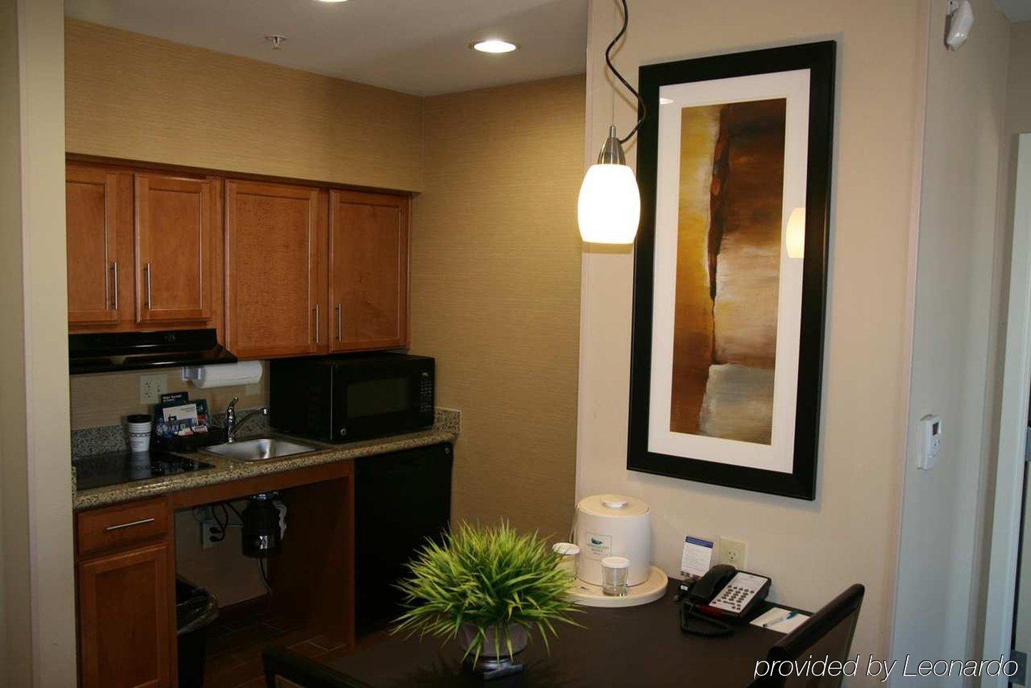 Homewood Suites By Hilton Cedar Rapids-North Δωμάτιο φωτογραφία